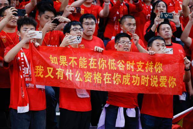 约基奇32+12+7詹姆斯27+6+8 掘金力克湖人1-0